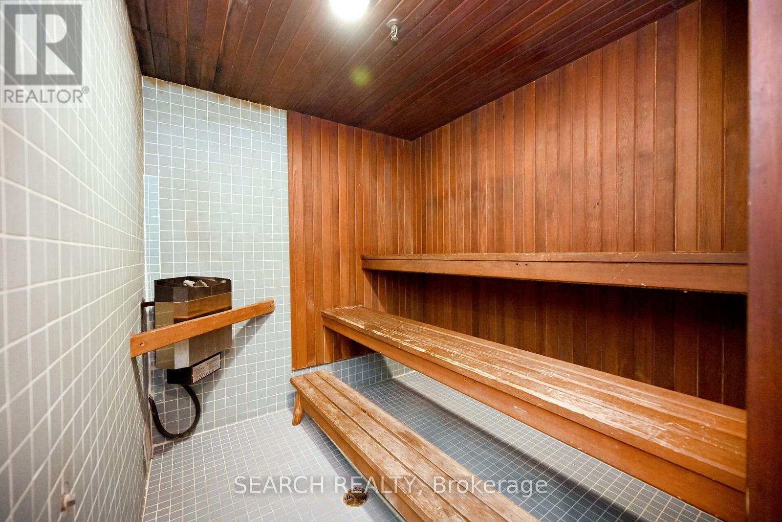 906 - 1360 Rathburn Road E, Mississauga (Rathwood), Ontario  L4W 4H4 - Photo 40 - W12214646