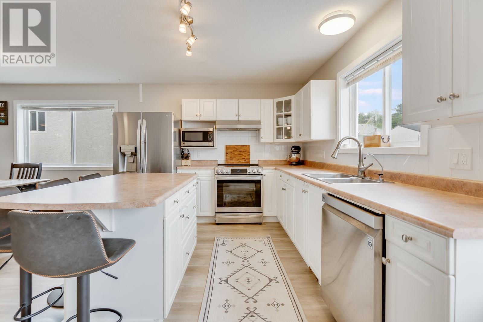 Property at 770 White Court image 4