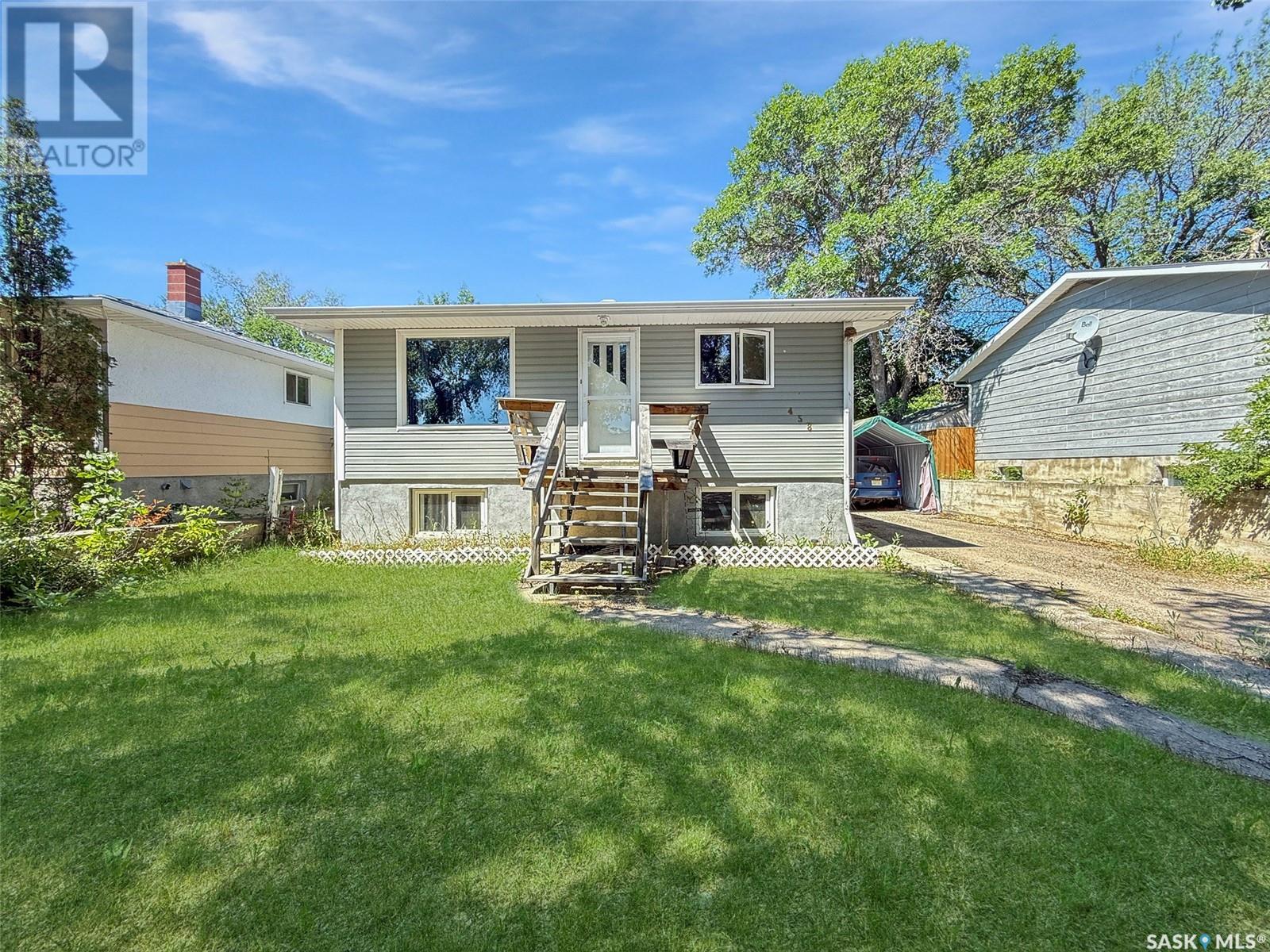 458 6th AVENUE NW, swift current, Saskatchewan