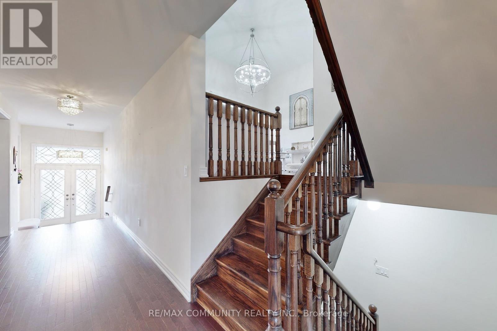 4 Flay Court, Innisfil, Ontario  L0L 1L0 - Photo 20 - N12284382
