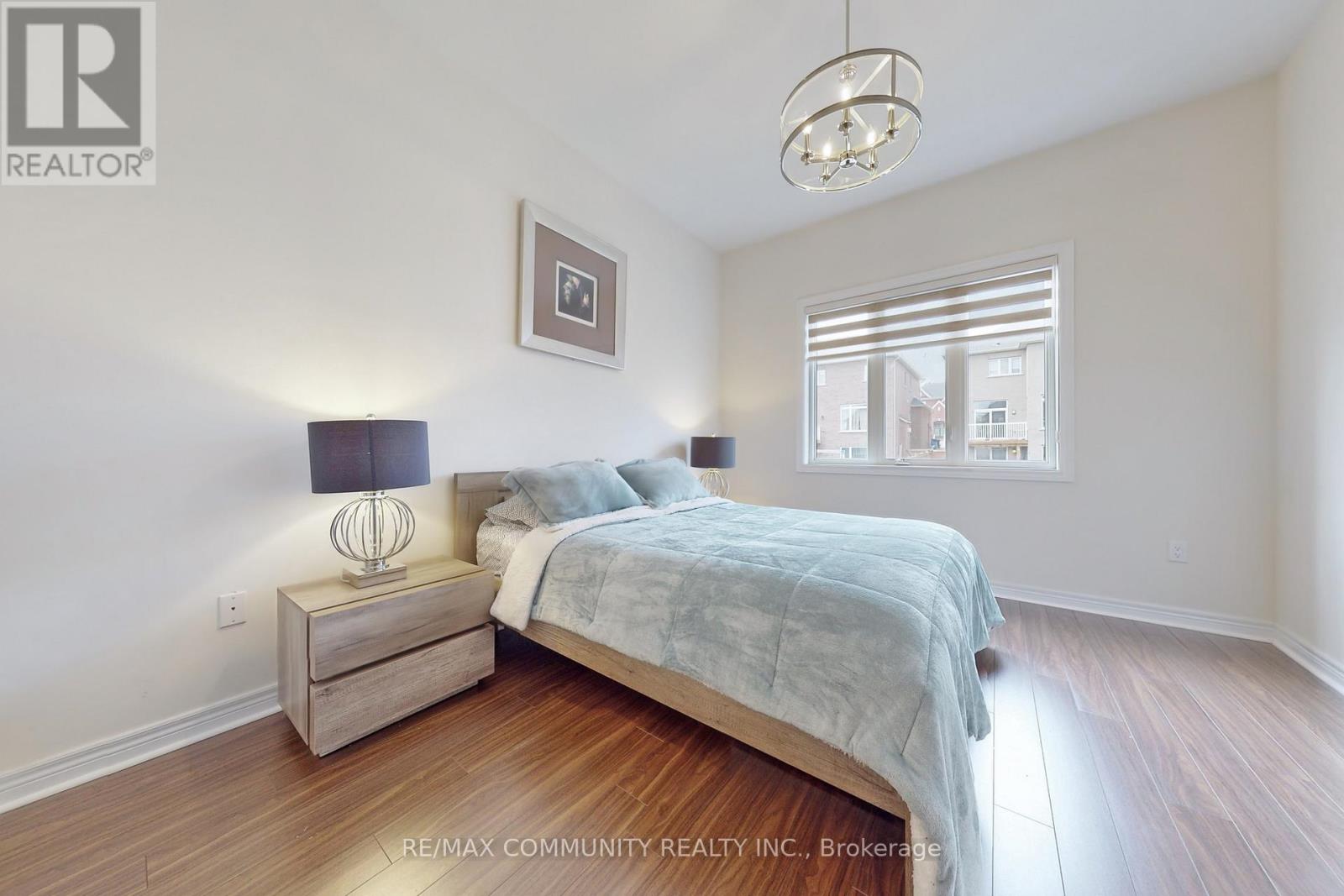 4 Flay Court, Innisfil, Ontario  L0L 1L0 - Photo 23 - N12284382