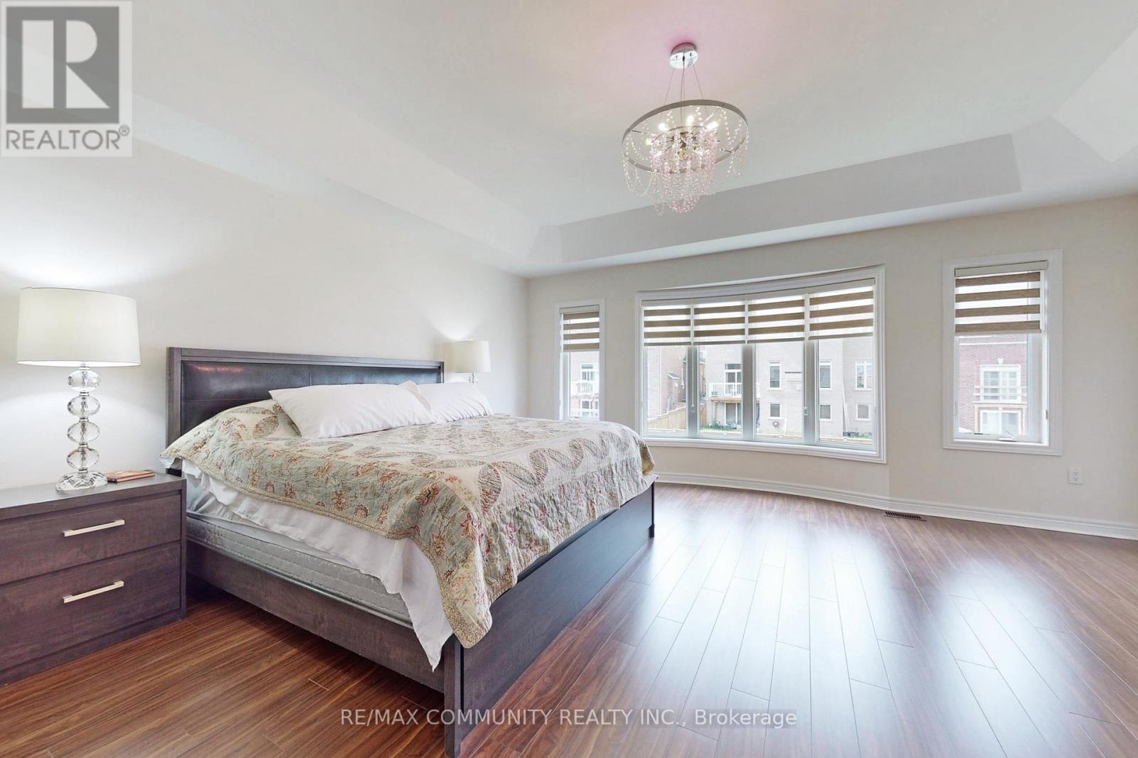 4 Flay Court, Innisfil, Ontario  L0L 1L0 - Photo 27 - N12284382