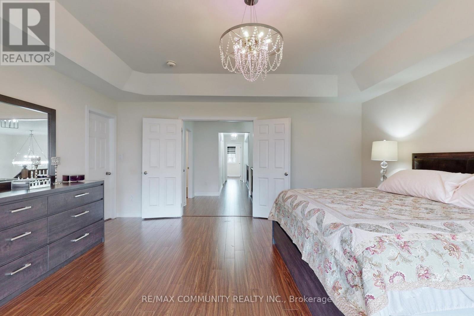 4 Flay Court, Innisfil, Ontario  L0L 1L0 - Photo 28 - N12284382