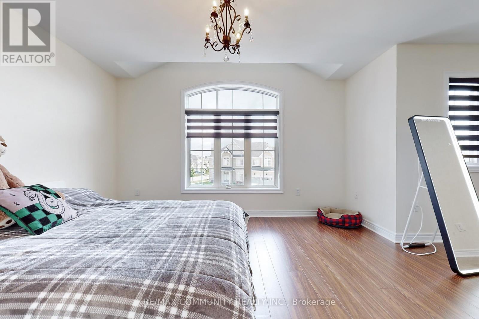 4 Flay Court, Innisfil, Ontario  L0L 1L0 - Photo 30 - N12284382