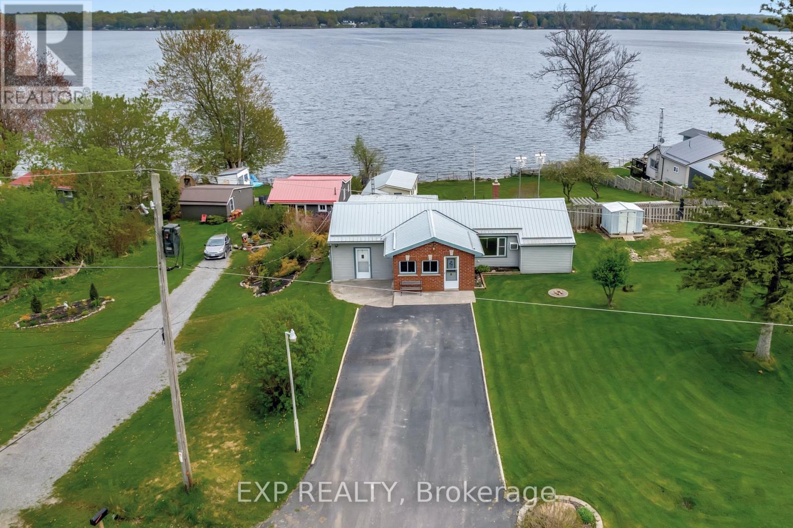 1083 Lakeside Drive, Prince Edward County, Ontario  K0K 1T0 - Photo 2 - X12284415