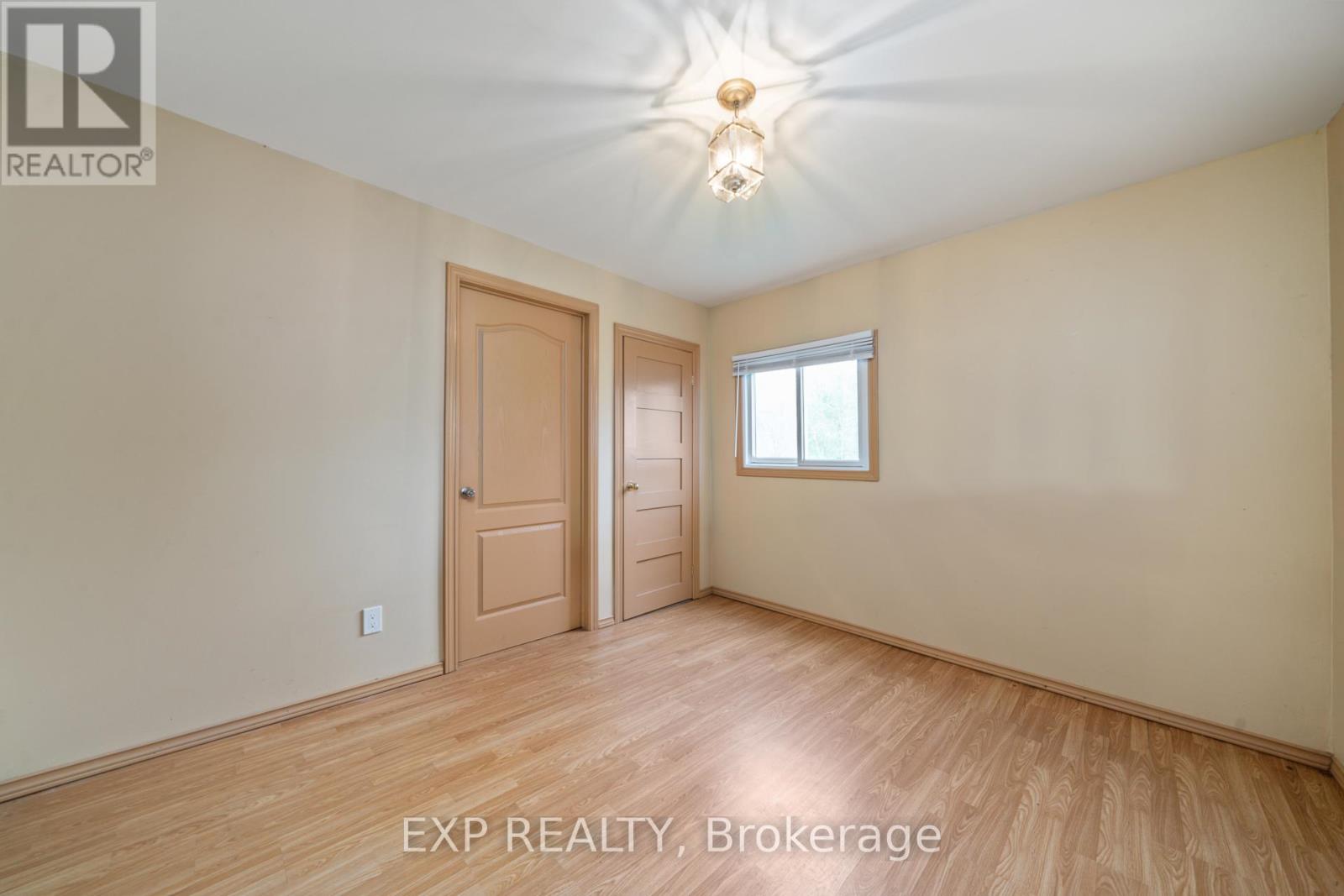 1083 Lakeside Drive, Prince Edward County, Ontario  K0K 1T0 - Photo 26 - X12284415