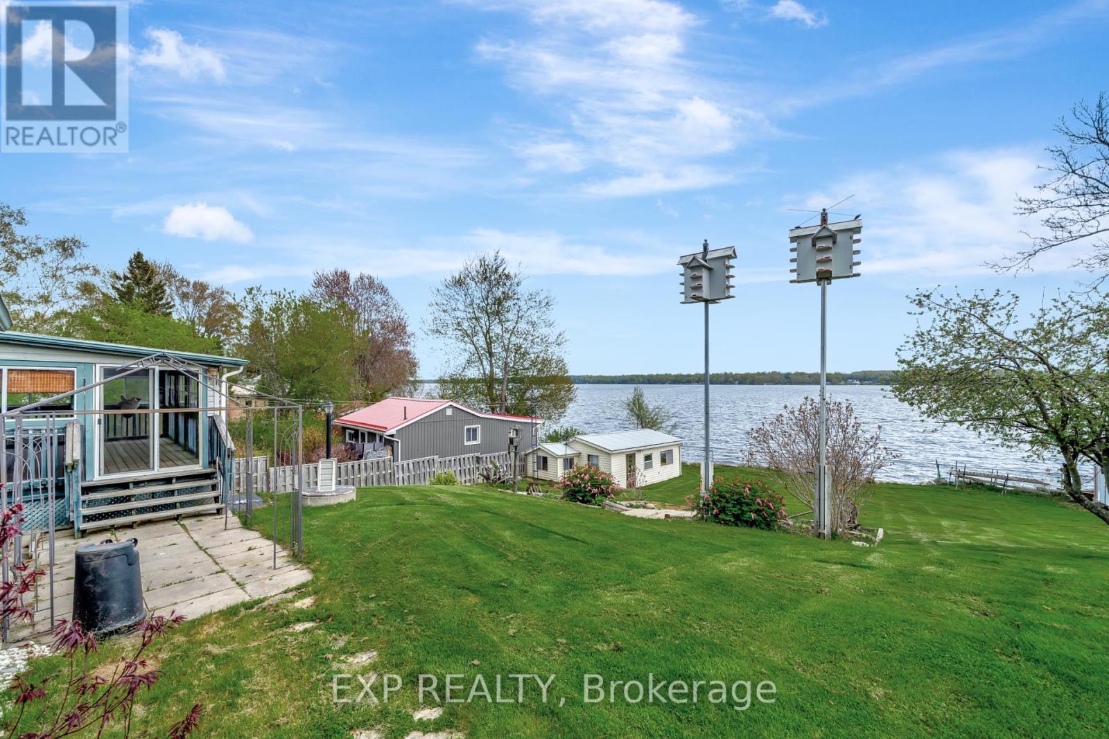 1083 Lakeside Drive, Prince Edward County, Ontario  K0K 1T0 - Photo 33 - X12284415