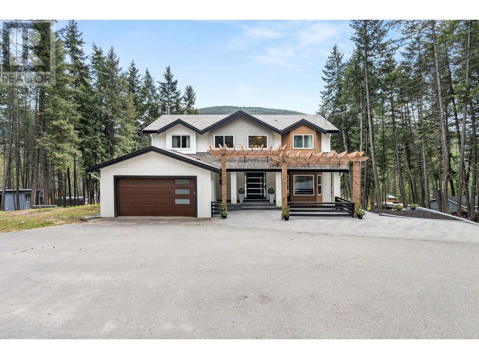 Photo of 7967 Falcon Ridge Crescent, Joe Rich, Kelowna Photo of 7967 Falcon Ridge Crescent, Joe Rich, Kelowna