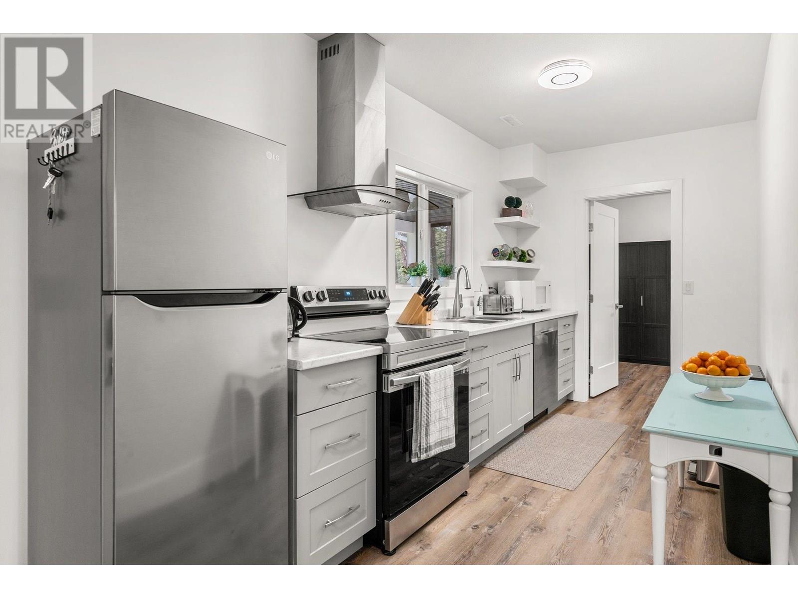 7967 Falcon Ridge Crescent, Kelowna, British Columbia  V1P 1J2 - Photo 66 - 10356036