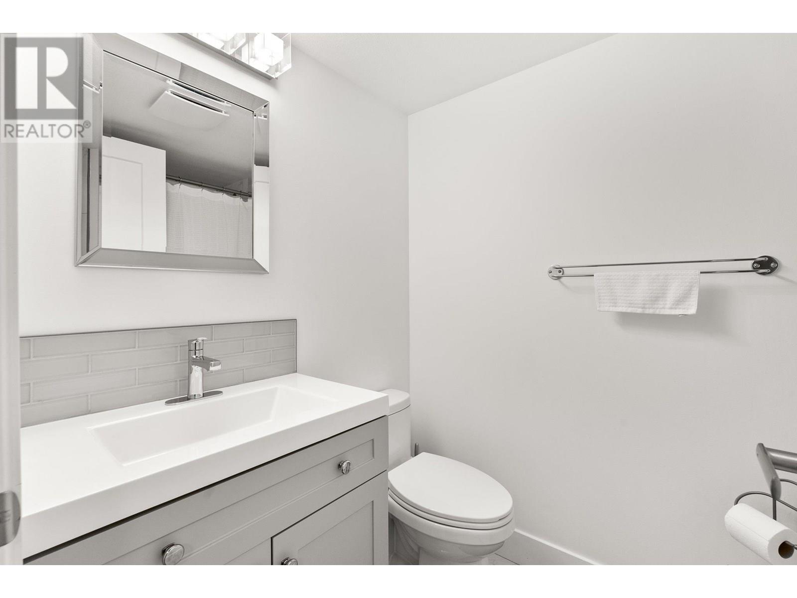 7967 Falcon Ridge Crescent, Kelowna, British Columbia  V1P 1J2 - Photo 73 - 10356036