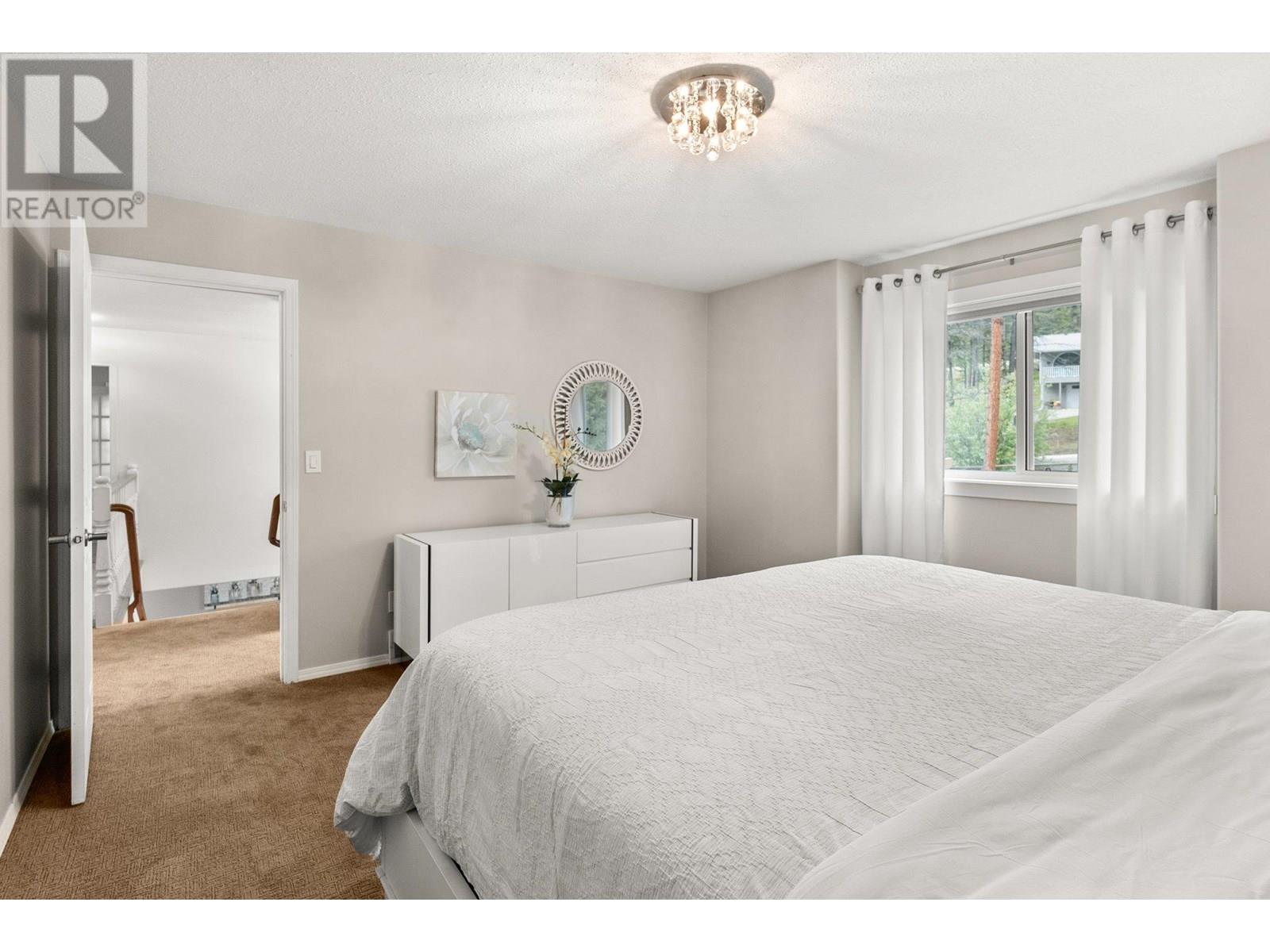 7967 Falcon Ridge Crescent, Kelowna, British Columbia  V1P 1J2 - Photo 50 - 10356036