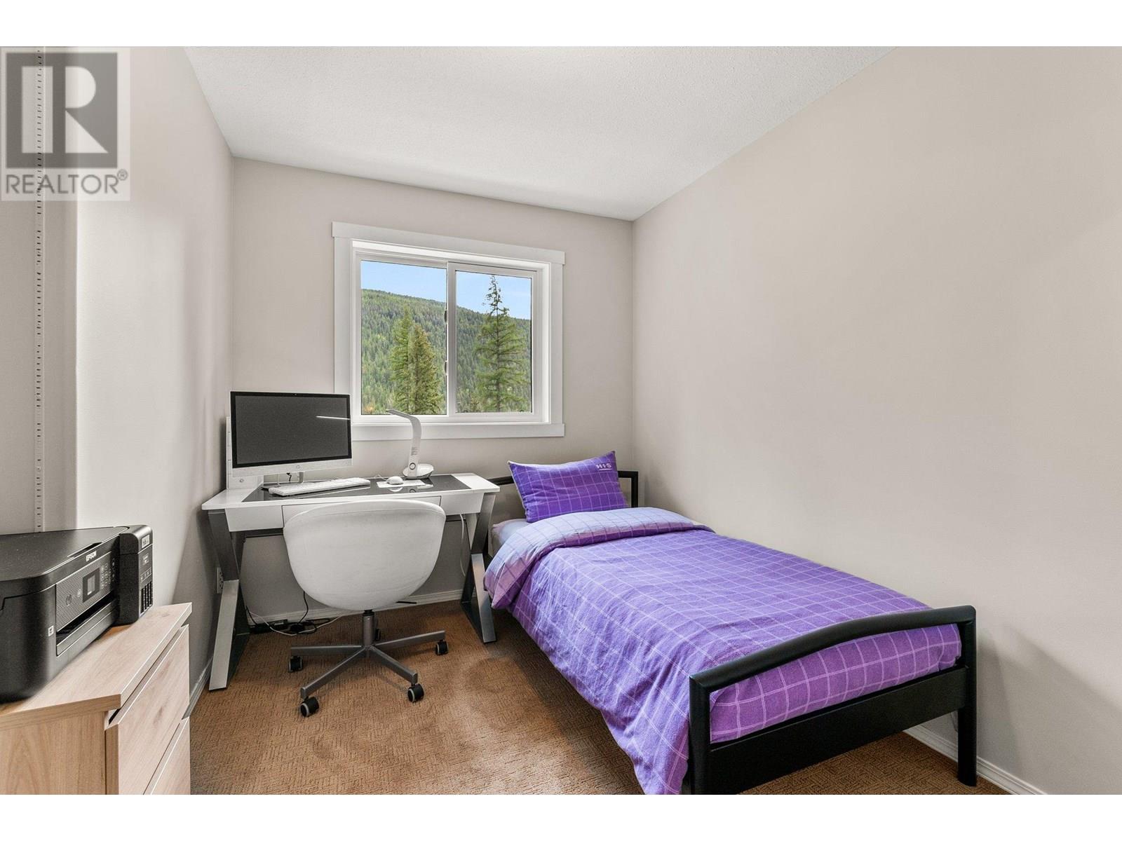 7967 Falcon Ridge Crescent, Kelowna, British Columbia  V1P 1J2 - Photo 43 - 10356036