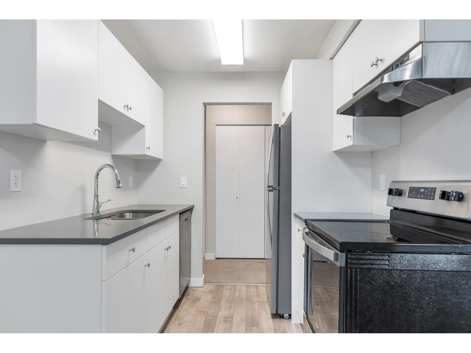 400 1909 Salton Road, Abbotsford, British Columbia  V2S 5B6 - Photo 6 - R3026491