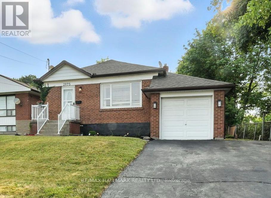 2975 Weston Road, Toronto (Humberlea-Pelmo Park), Ontario  M9M 2T1 - Photo 1 - W12284375