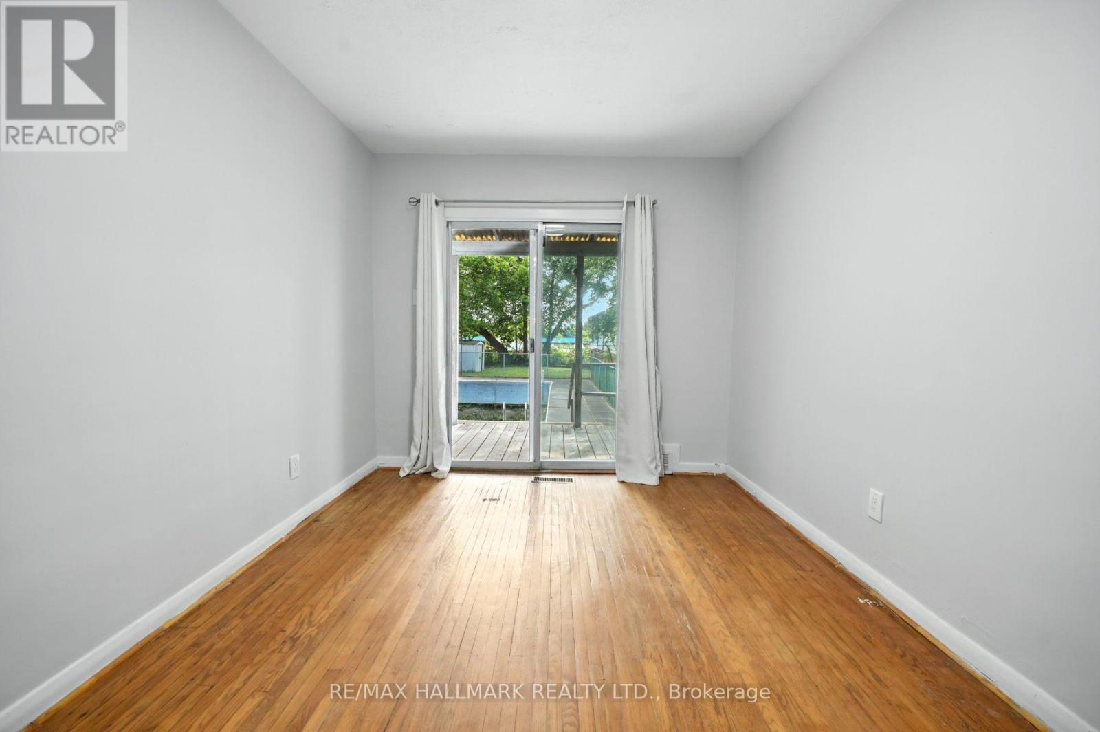 2975 Weston Road, Toronto, Ontario  M9M 2T1 - Photo 17 - W12284375