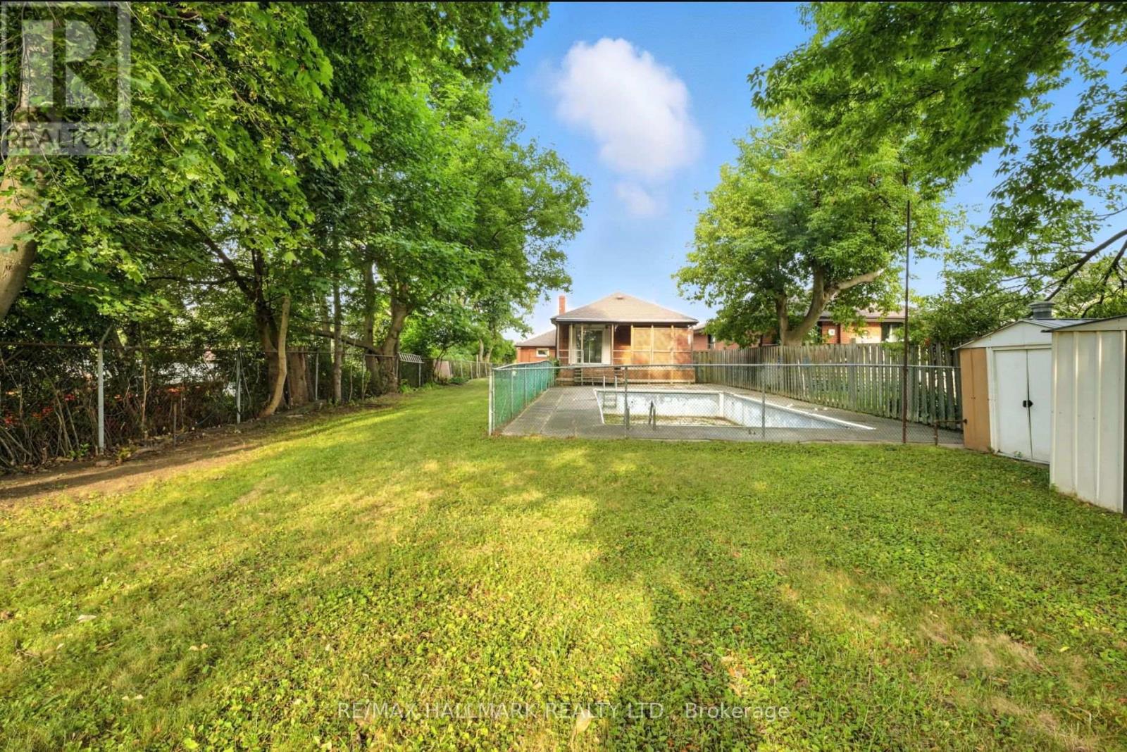 2975 Weston Road, Toronto, Ontario  M9M 2T1 - Photo 35 - W12284375