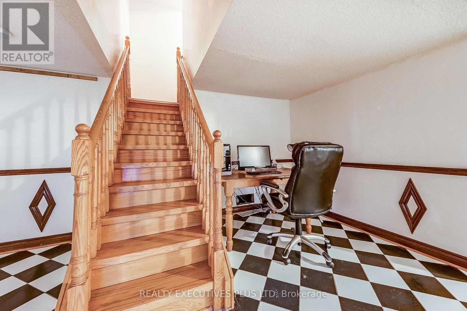 206 Vodden Street W, Brampton, Ontario  L6X 2V3 - Photo 23 - W12284376