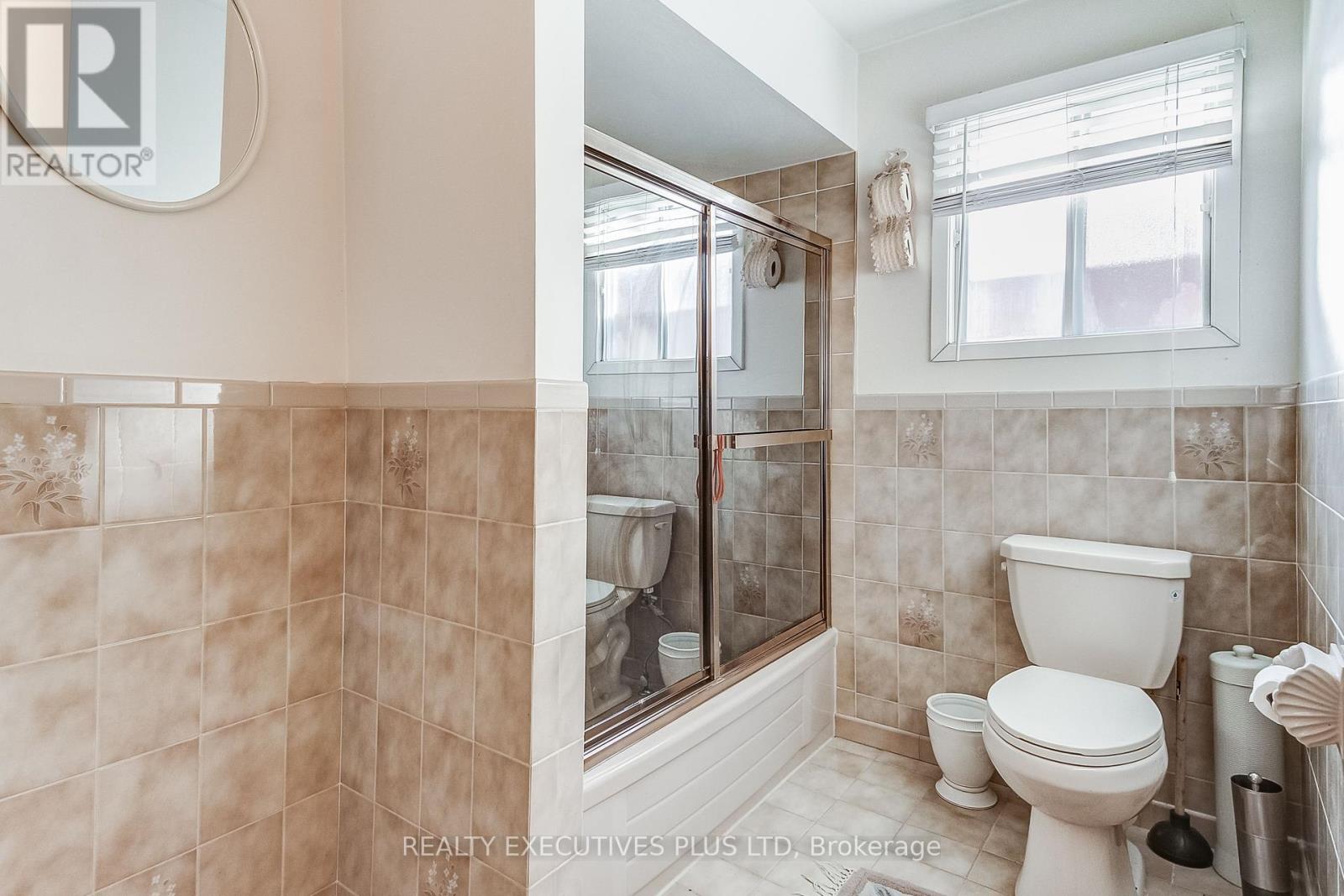206 Vodden Street W, Brampton, Ontario  L6X 2V3 - Photo 31 - W12284376