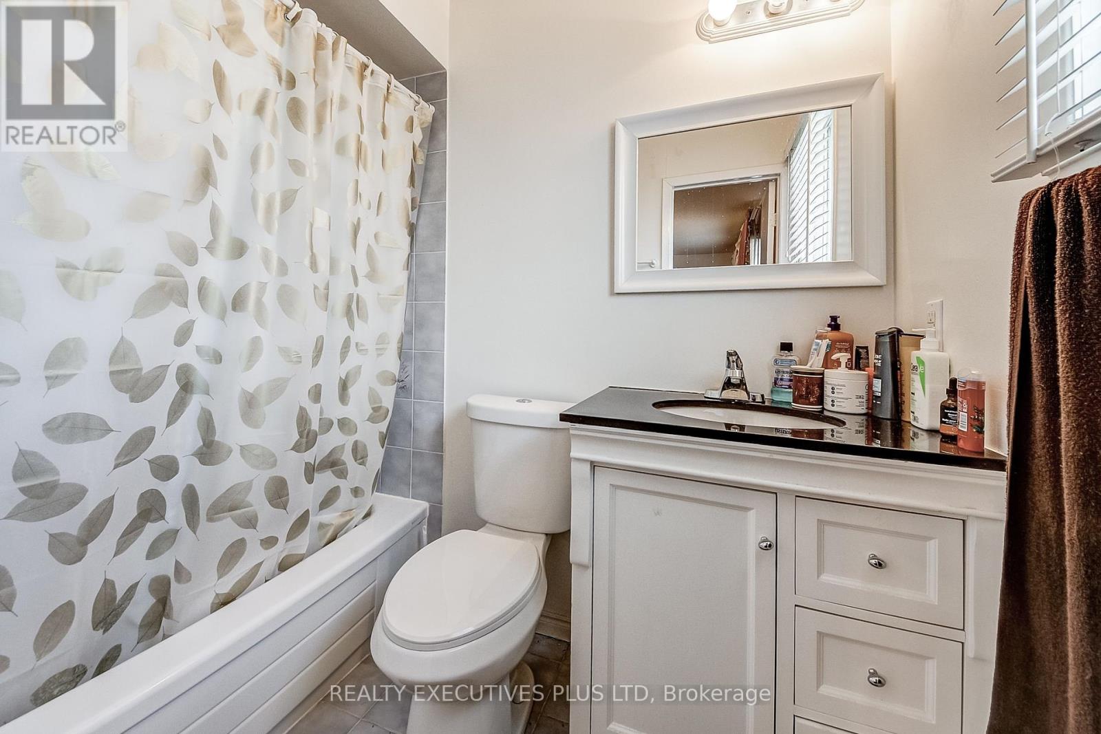206 Vodden Street W, Brampton, Ontario  L6X 2V3 - Photo 32 - W12284376