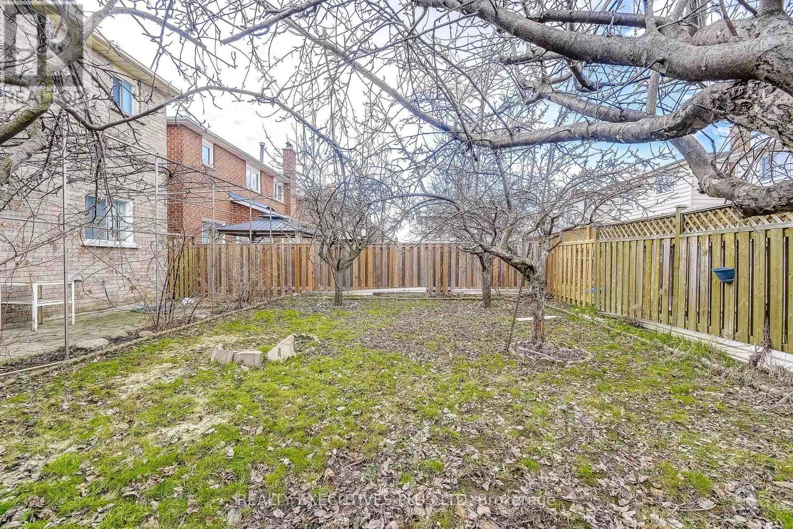 206 Vodden Street W, Brampton, Ontario  L6X 2V3 - Photo 46 - W12284376