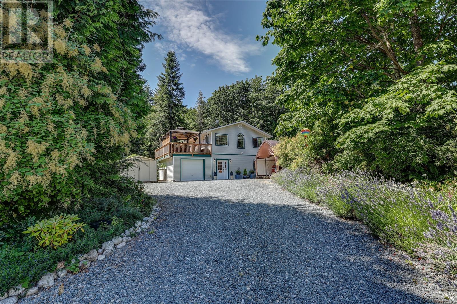 4840 Blue Heron Dr, Bowser, British Columbia