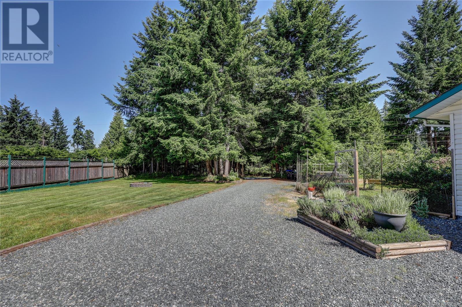 4840 Blue Heron Dr, Bowser, British Columbia  V0R 1G0 - Photo 50 - 1002870