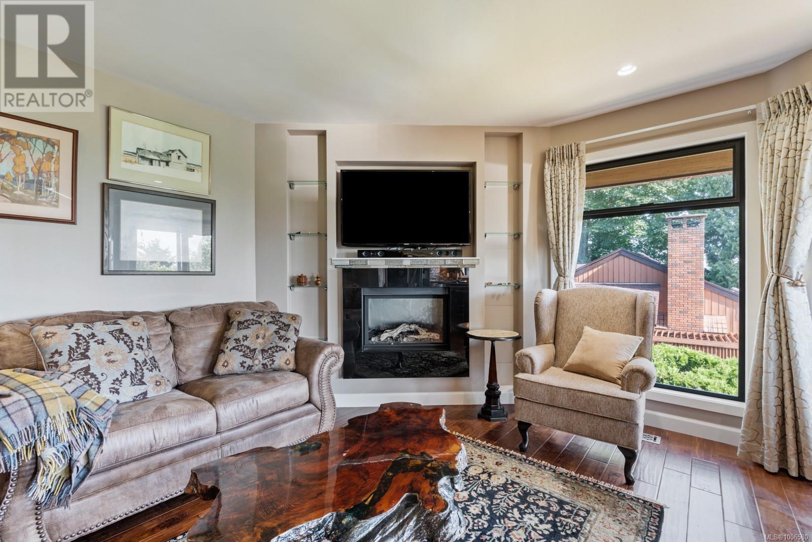 Property at 8833 Haro Park Terr image 5