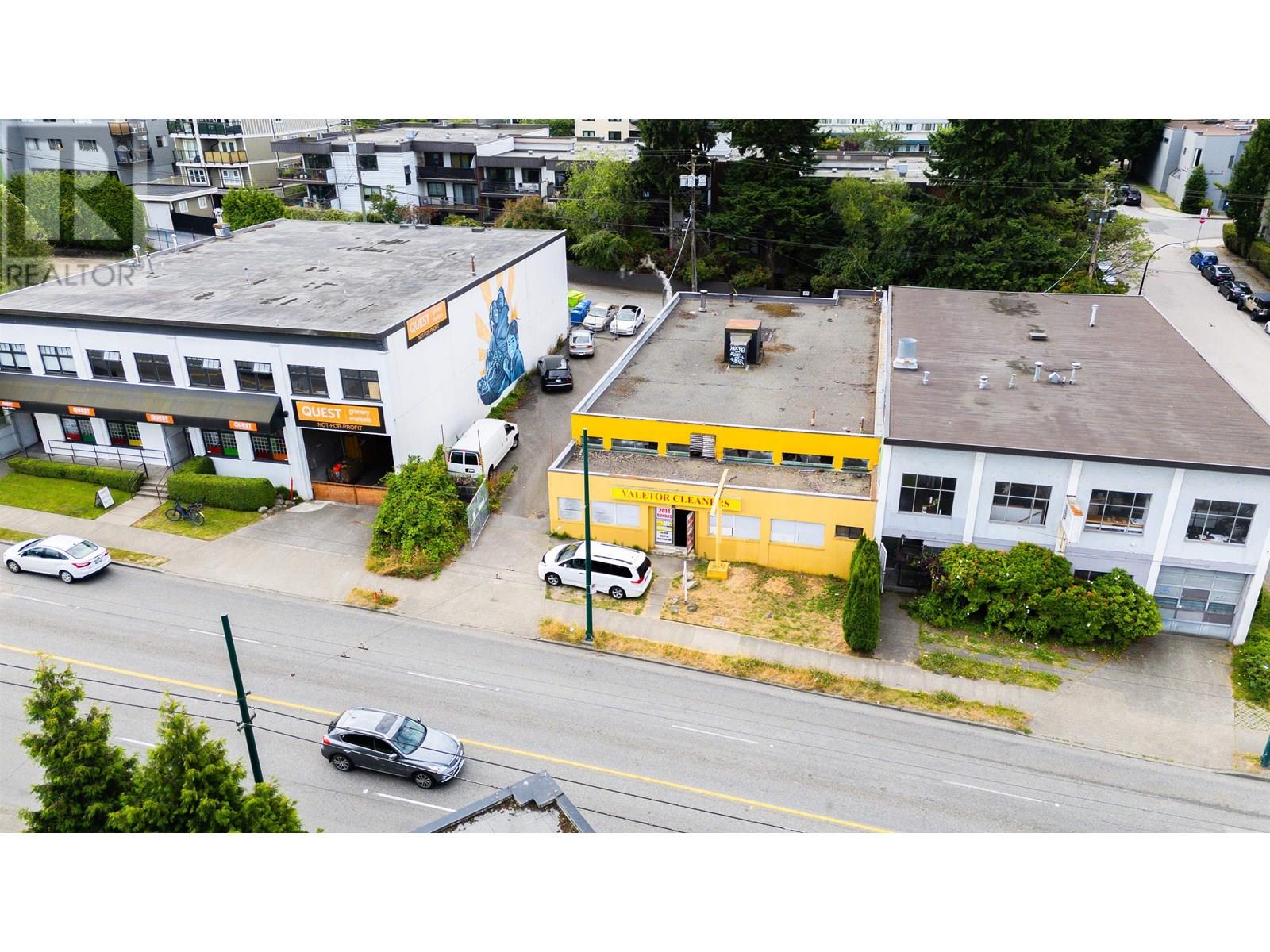 2014 DUNDAS STREET, vancouver, British Columbia