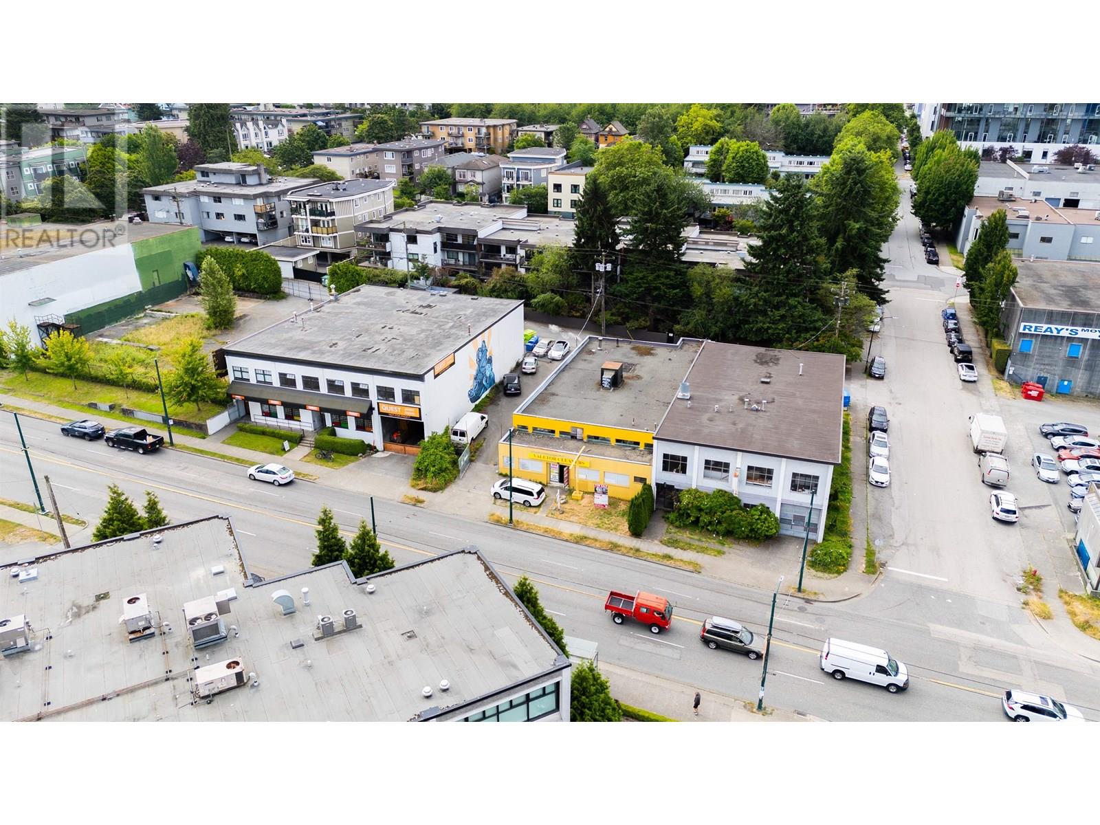 2014 Dundas Street, Vancouver, British Columbia  V5L 1J4 - Photo 8 - C8070618