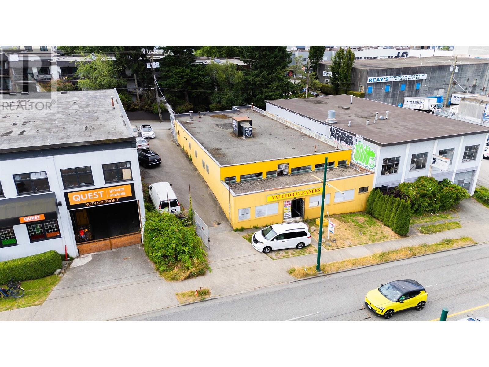 2014 Dundas Street, Vancouver, British Columbia  V5L 1J4 - Photo 6 - C8070618