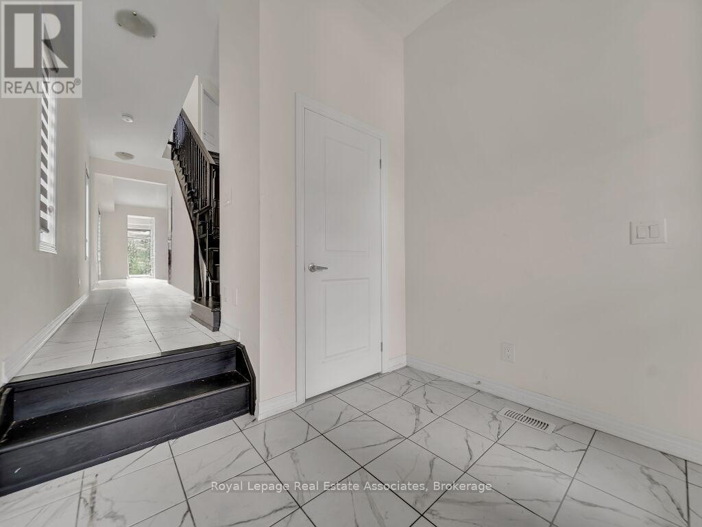 Property at 184 BROADACRE DRIVE image 5