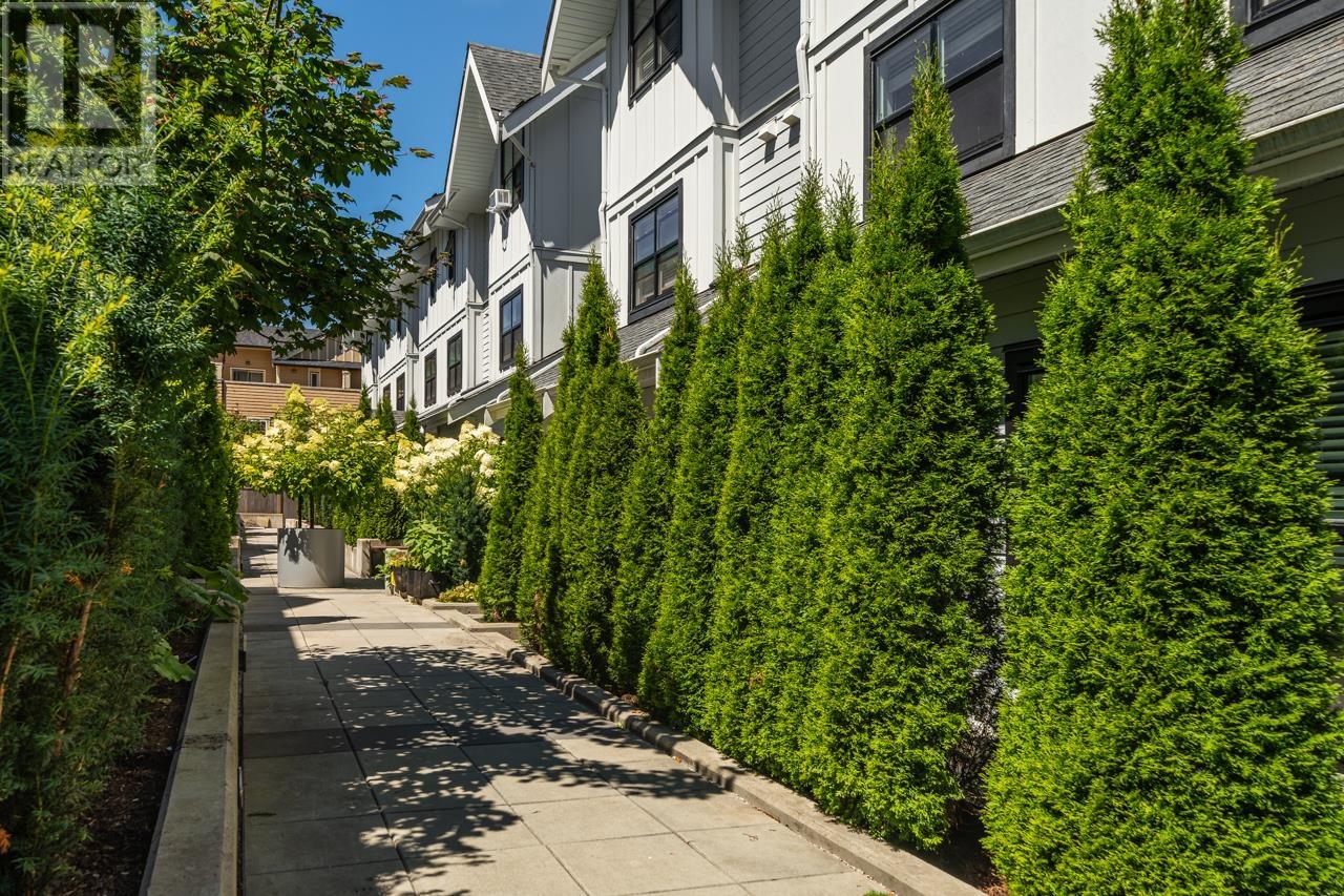 402 6933 Arcola Street, Burnaby, British Columbia  V5E 1H5 - Photo 2 - R3026567