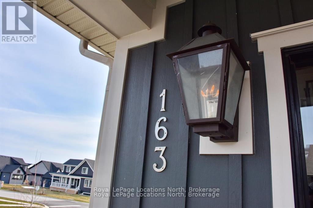 Property at 163 COURTLAND STREET image 2