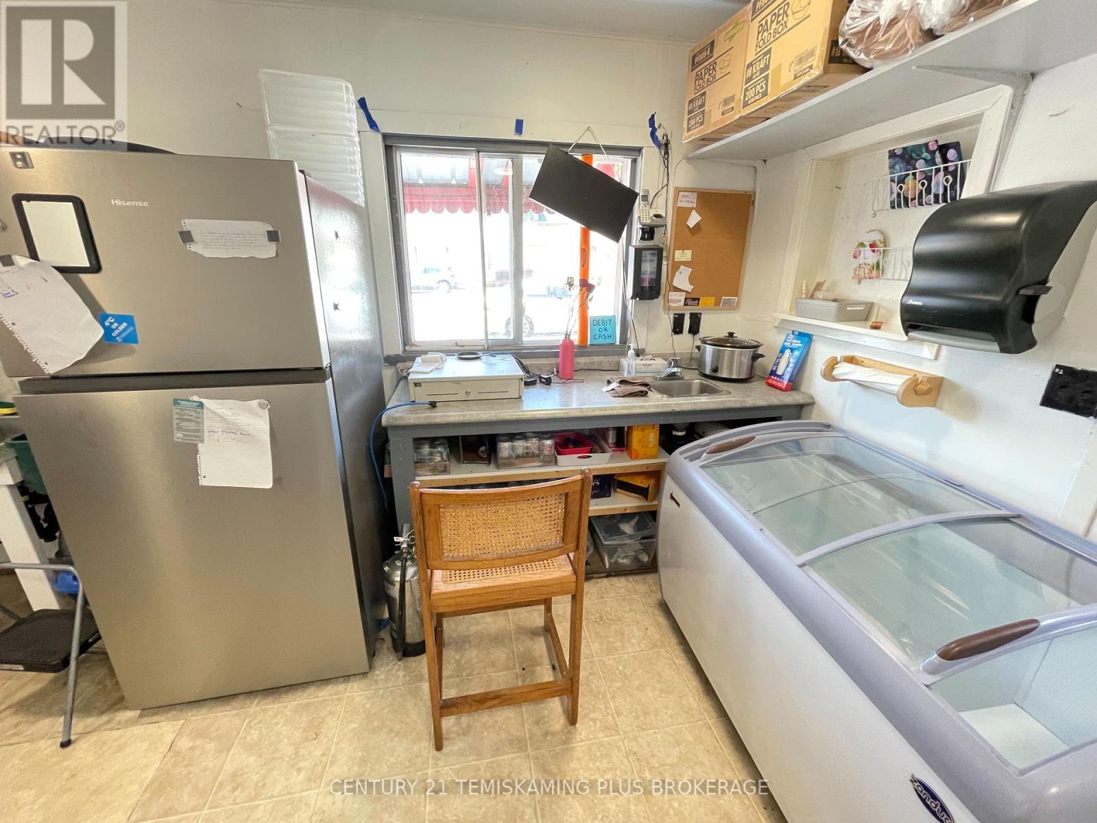 6731 Highway 11 Highway N, Temagami, Ontario  P0H 2H0 - Photo 18 - X12284501
