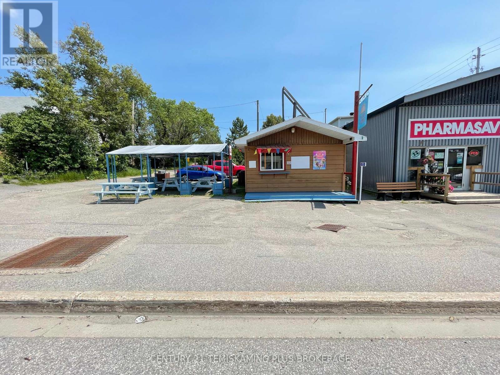 6731 Highway 11 Highway N, Temagami, Ontario  P0H 2H0 - Photo 4 - X12284501