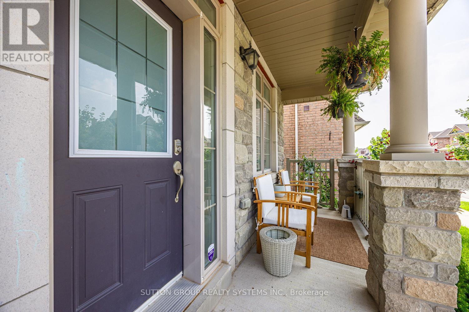 Property at 1439 CHRETIEN STREET image 5