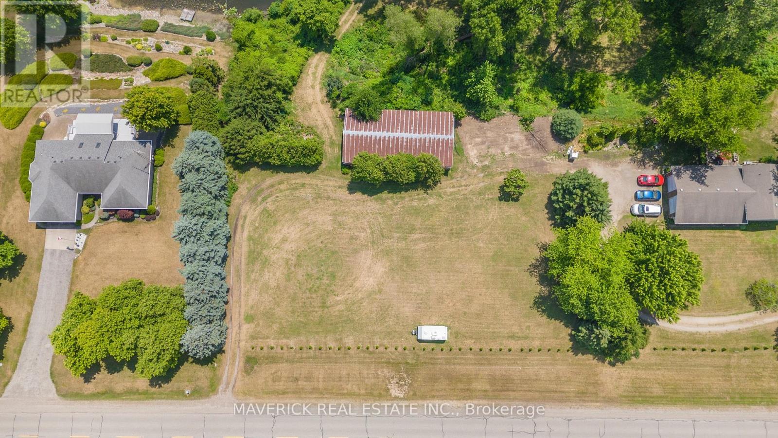 7504 Talbot Trail, Chatham-Kent, Ontario  N0P 1A0 - Photo 13 - X12284526