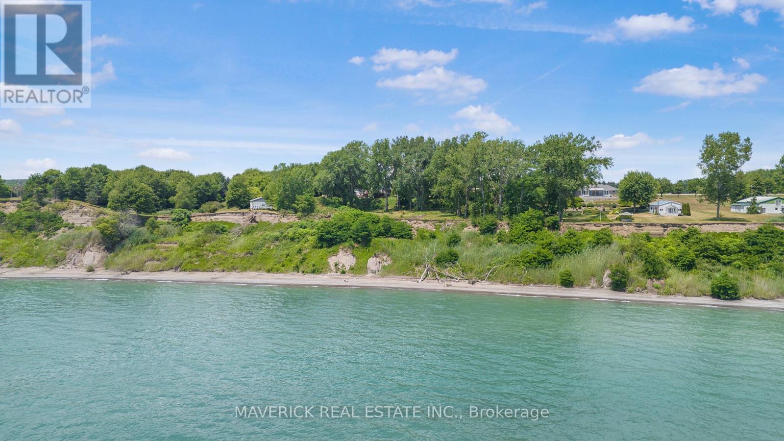 7504 Talbot Trail, Chatham-Kent, Ontario  N0P 1A0 - Photo 6 - X12284526
