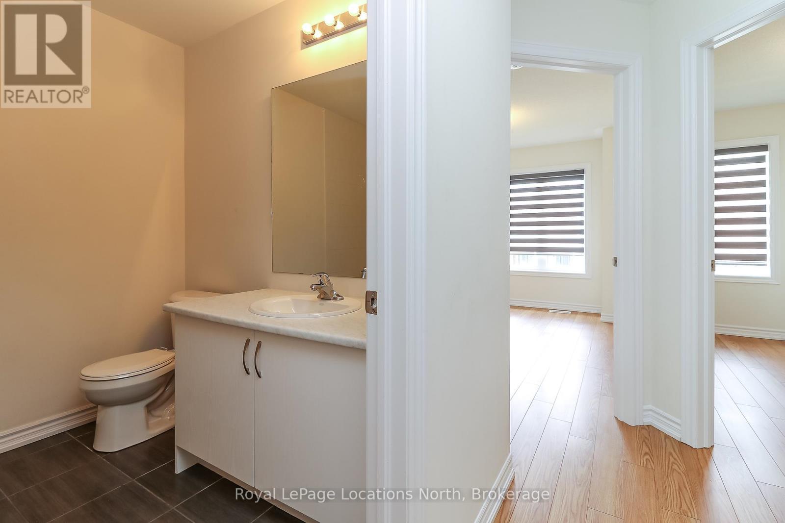 6 Durham Avenue, Barrie, Ontario  L9J 0W7 - Photo 22 - S12284540