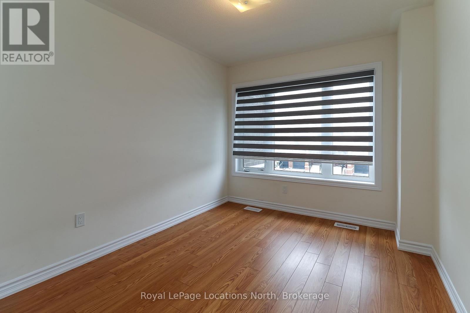 6 Durham Avenue, Barrie, Ontario  L9J 0W7 - Photo 24 - S12284540