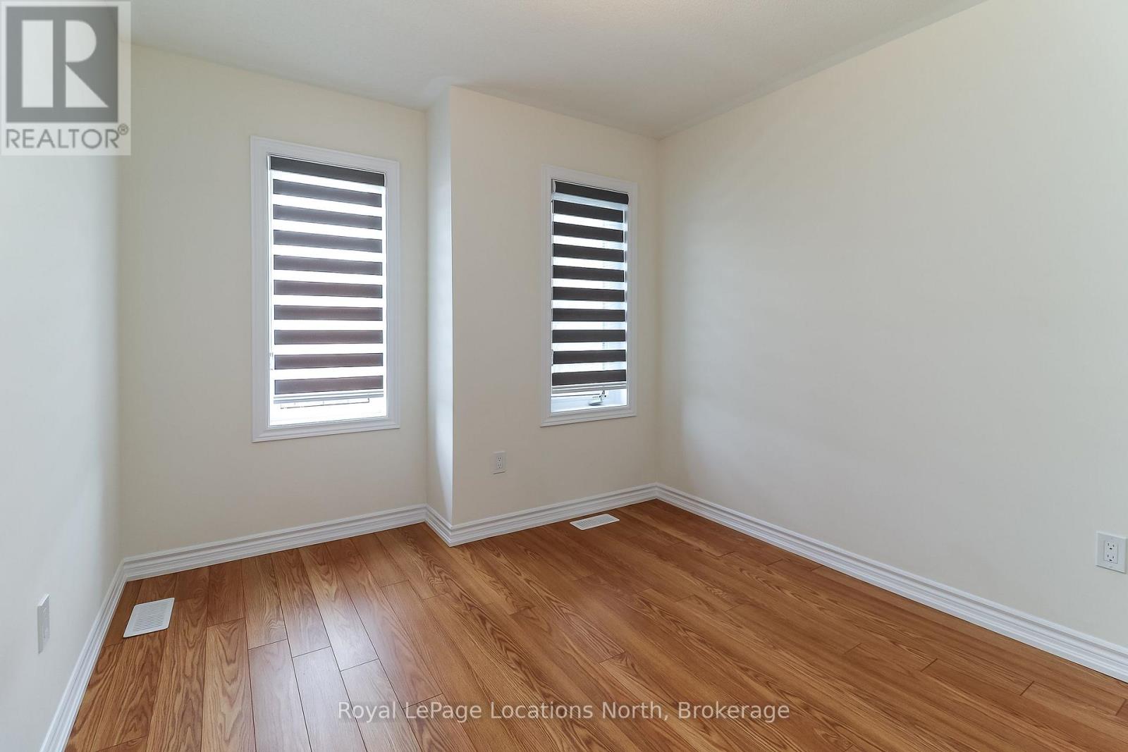 6 Durham Avenue, Barrie, Ontario  L9J 0W7 - Photo 26 - S12284540