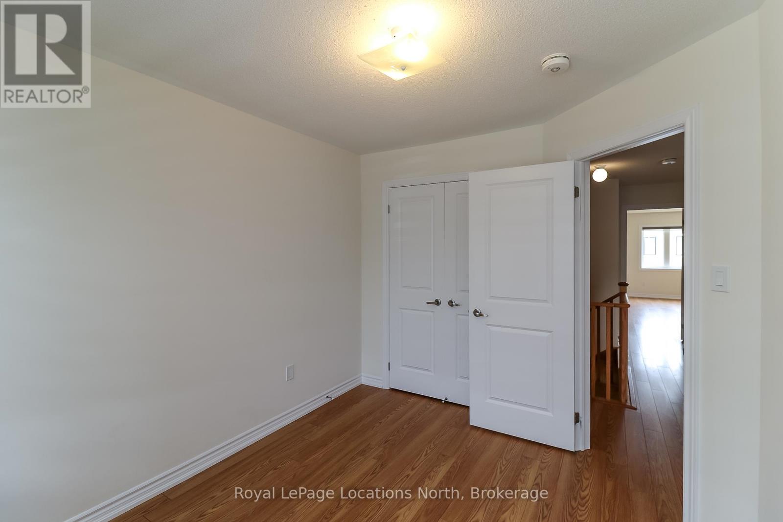 6 Durham Avenue, Barrie, Ontario  L9J 0W7 - Photo 27 - S12284540