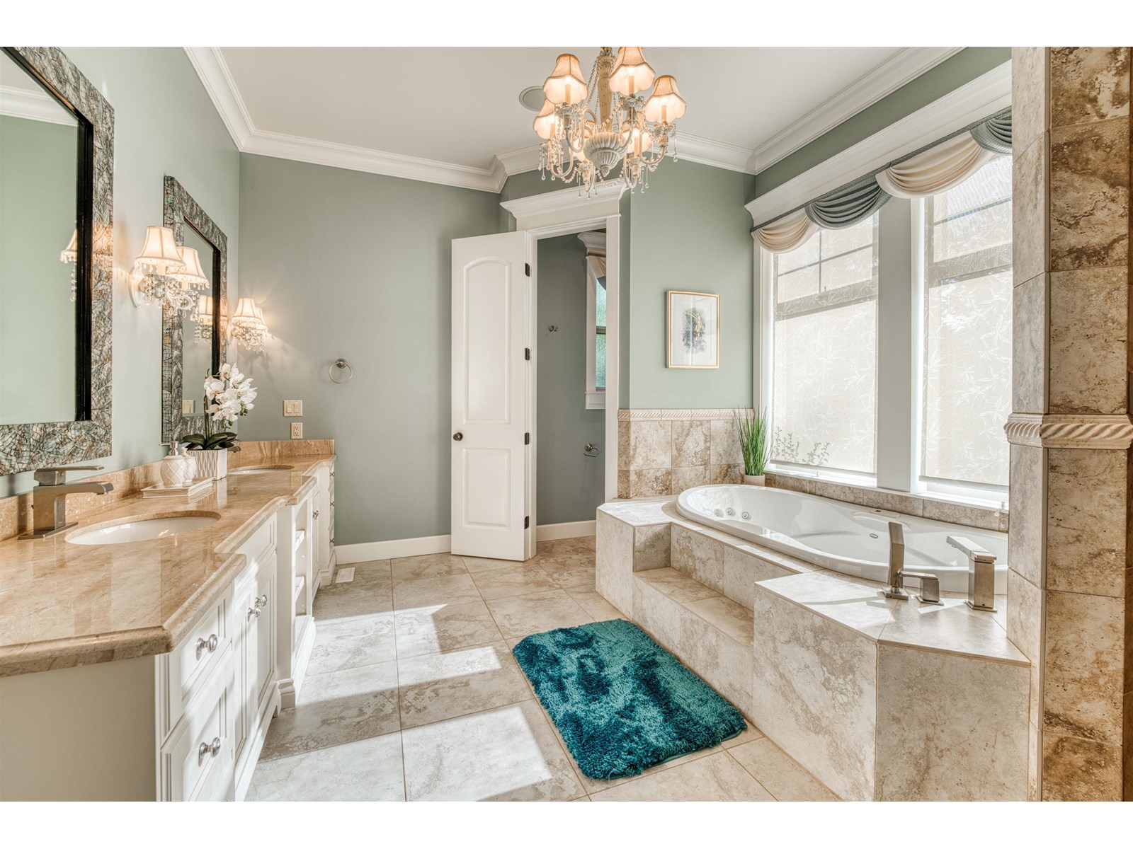 1688 134b Street, Surrey, British Columbia  V4A 0A6 - Photo 11 - R3024085