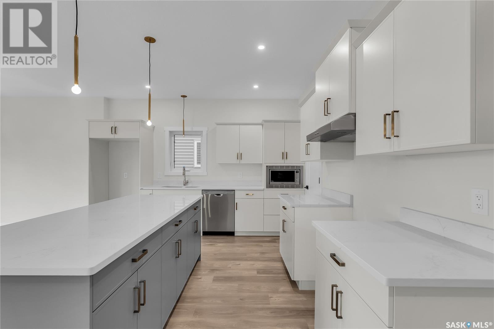 Property at 303 Asokan STREET image 5