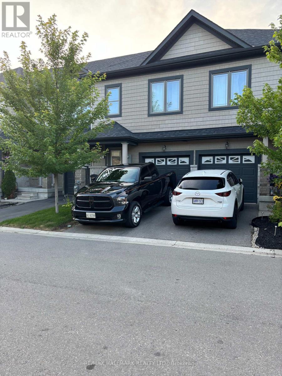 32 Deneb Road, Barrie (Ardagh), Ontario  L4M 0K6 - Photo 2 - S12284569