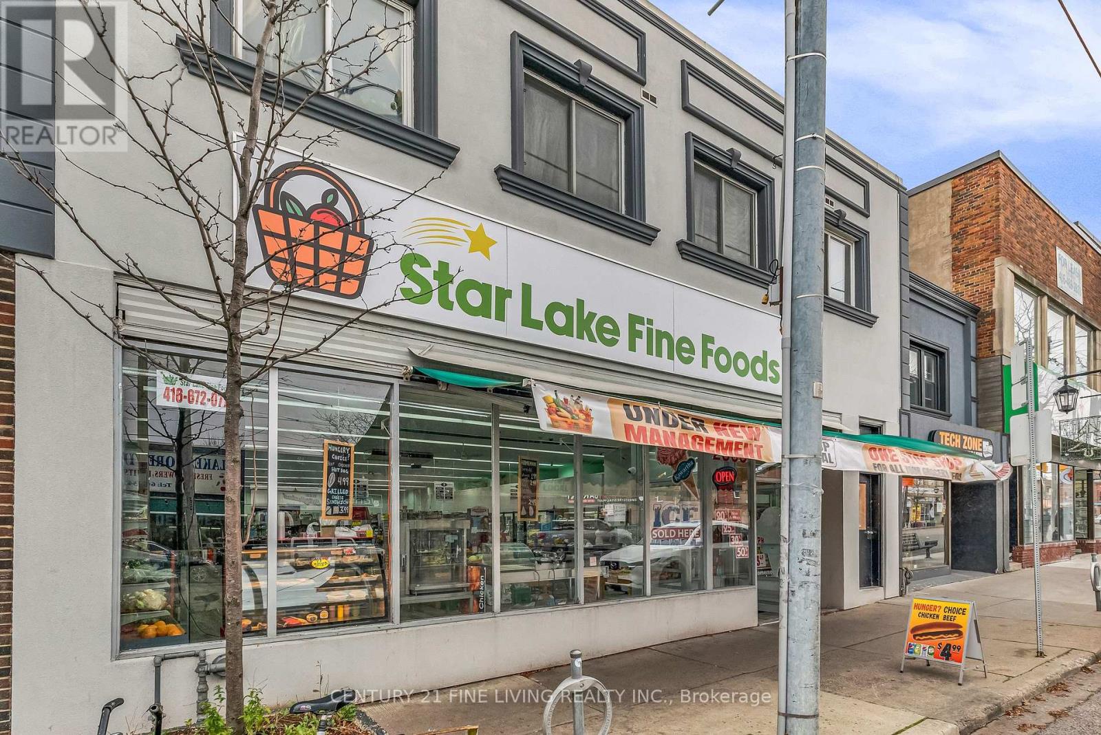 2865 Lake Shore Boulevard, Toronto, Ontario  M8V 1H8 - Photo 3 - W12284544