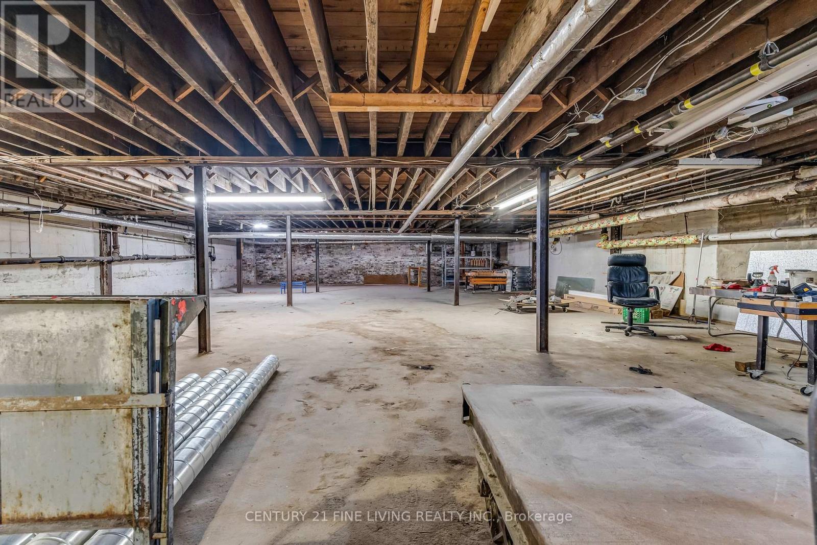 2865 Lake Shore Boulevard, Toronto, Ontario  M8V 1H8 - Photo 32 - W12284544