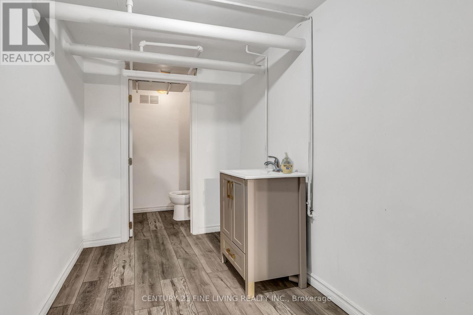 2865 Lake Shore Boulevard, Toronto, Ontario  M8V 1H8 - Photo 35 - W12284544