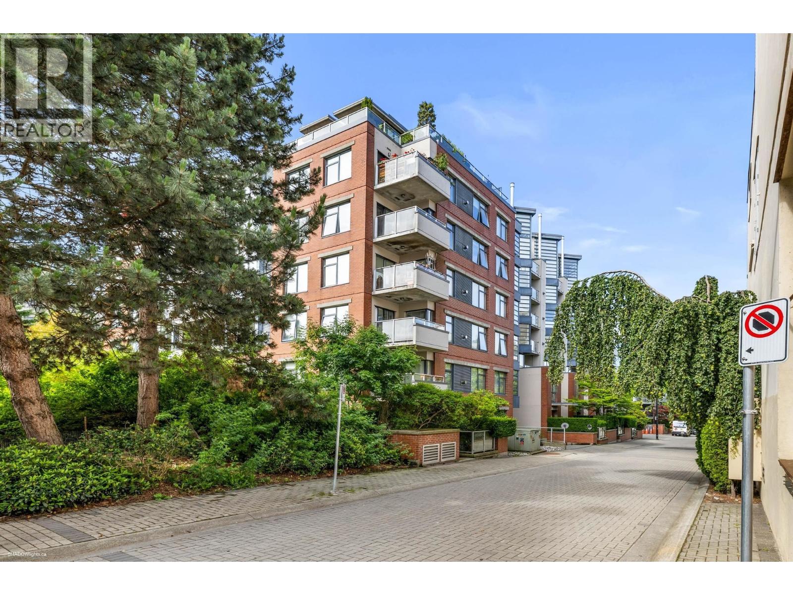 207 2228 Marstrand Avenue, Vancouver, British Columbia  V6K 4T1 - Photo 3 - R3026716