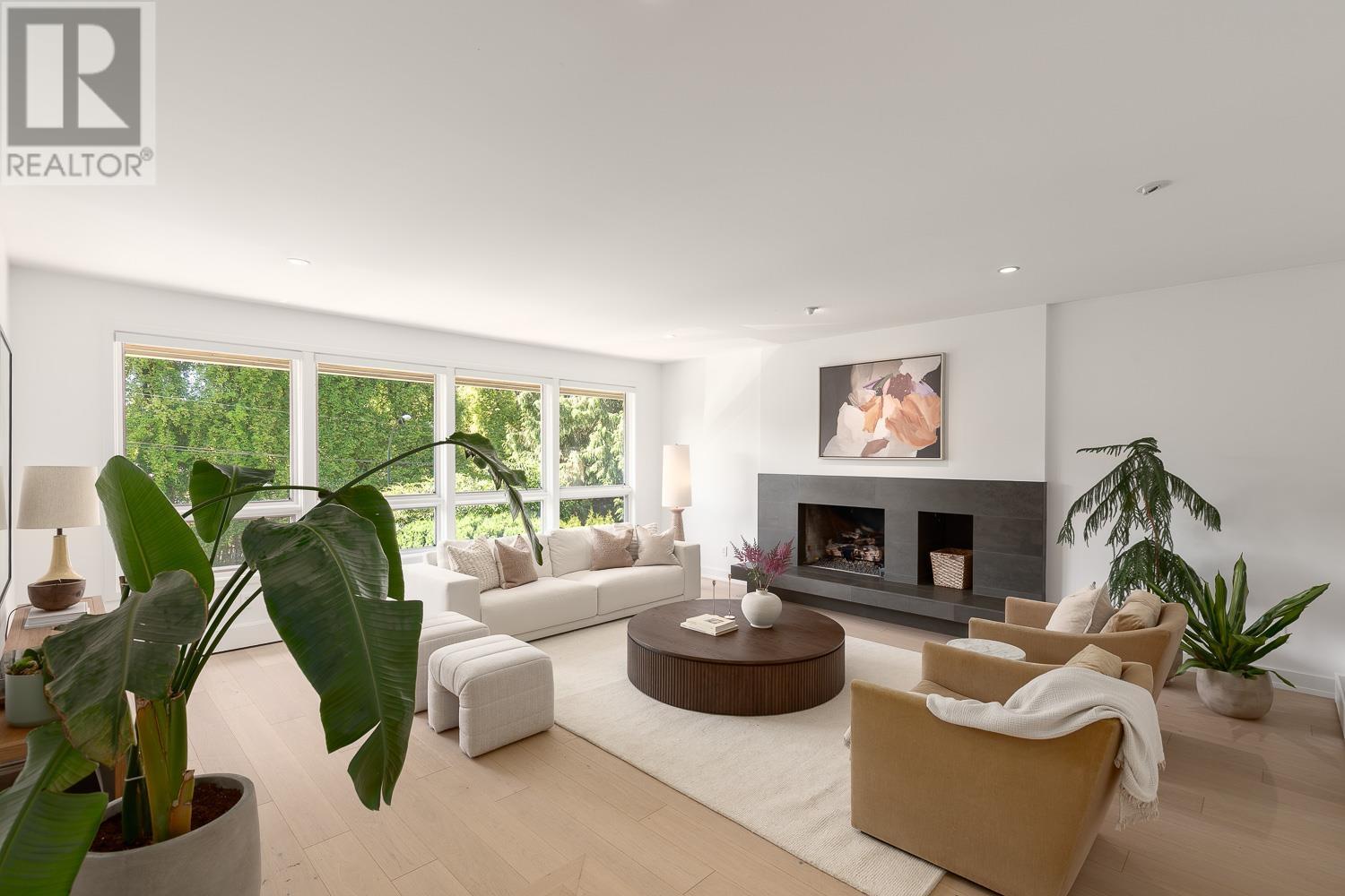 Property at 3179 W 49TH AVENUE image 3